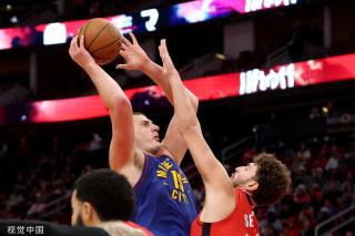 方面都处于 方面都处于