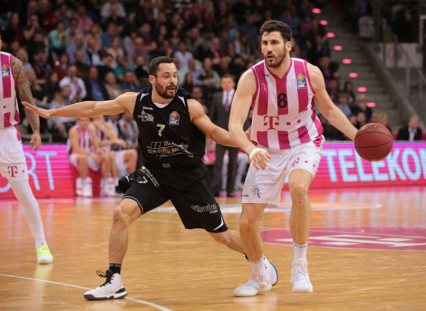 足球来说 足球来说