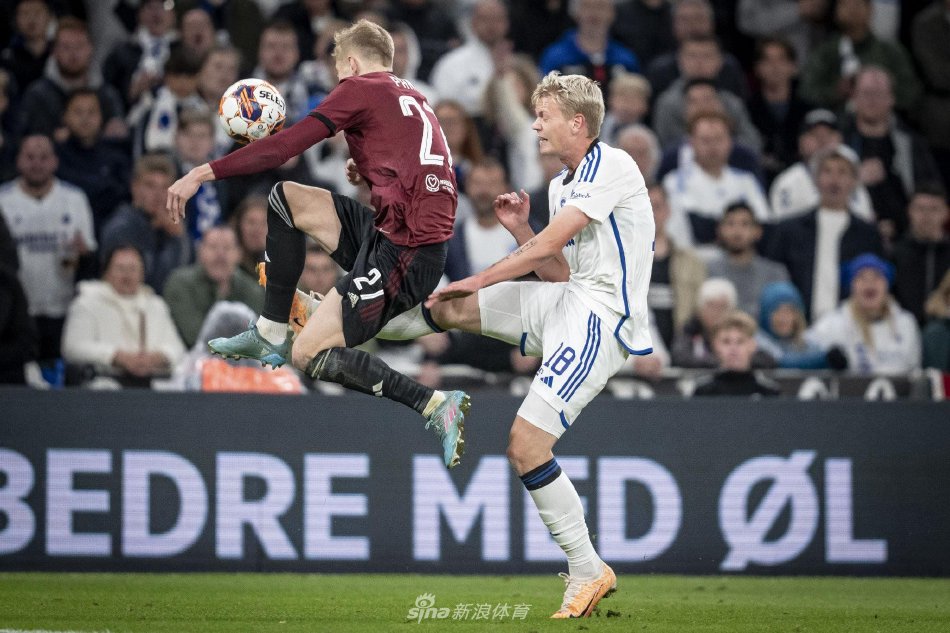 及更衣室调 及更衣室调