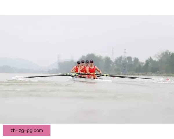 赛艇锦标赛：划动的力量，赢得的荣耀